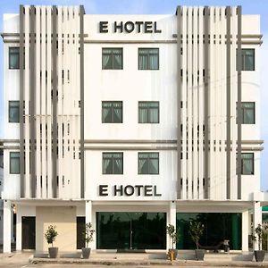 E Hotel